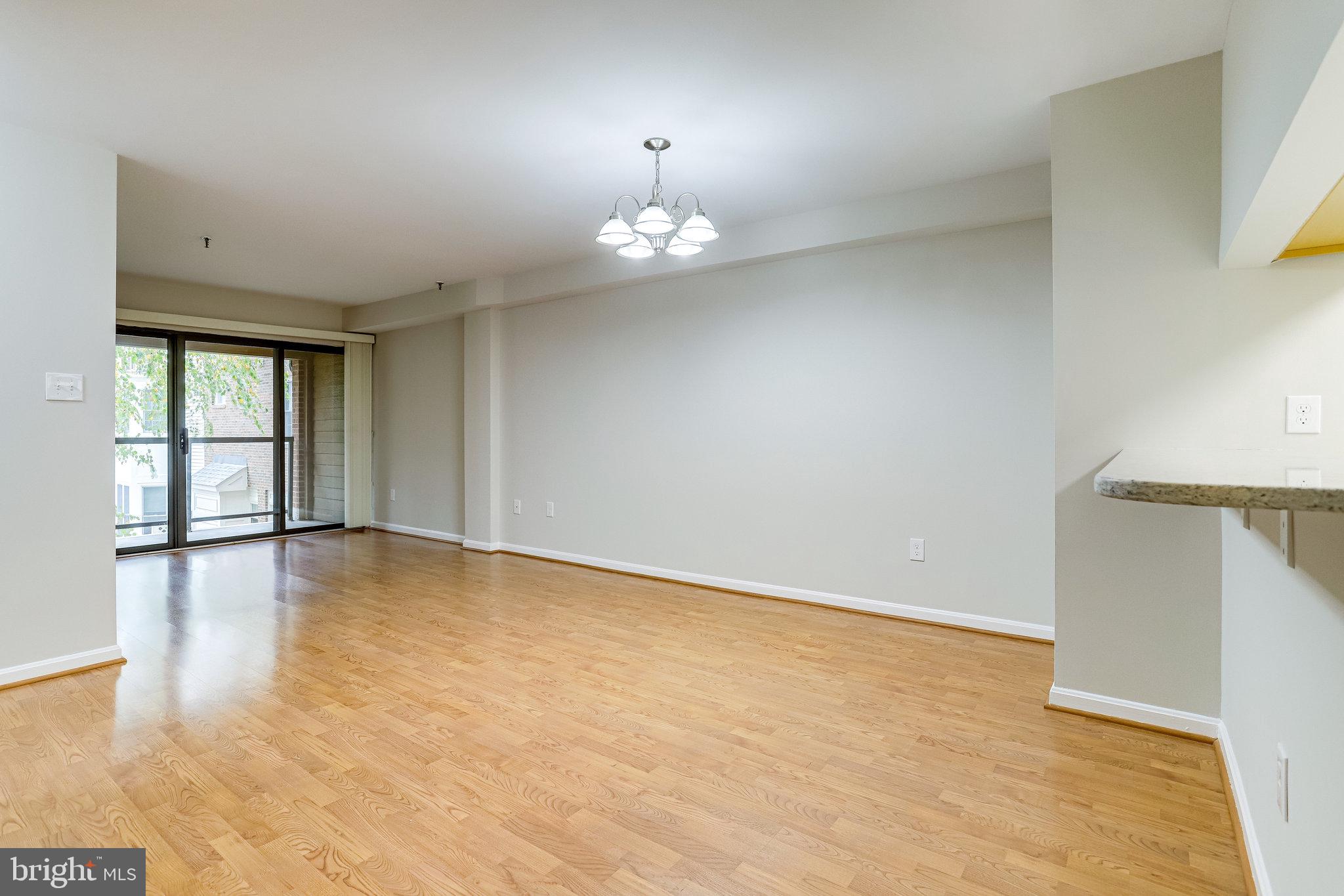 1029 N Stuart Street Unit: 306