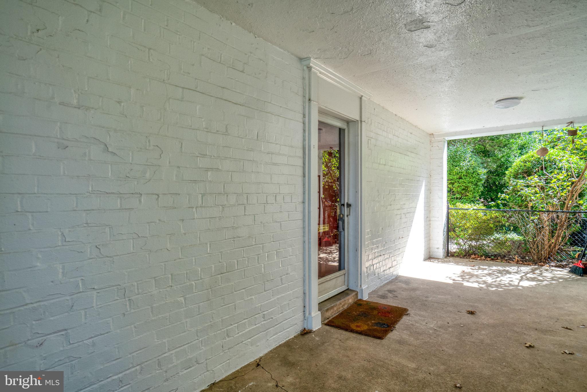 3239 GUNSTON ROAD