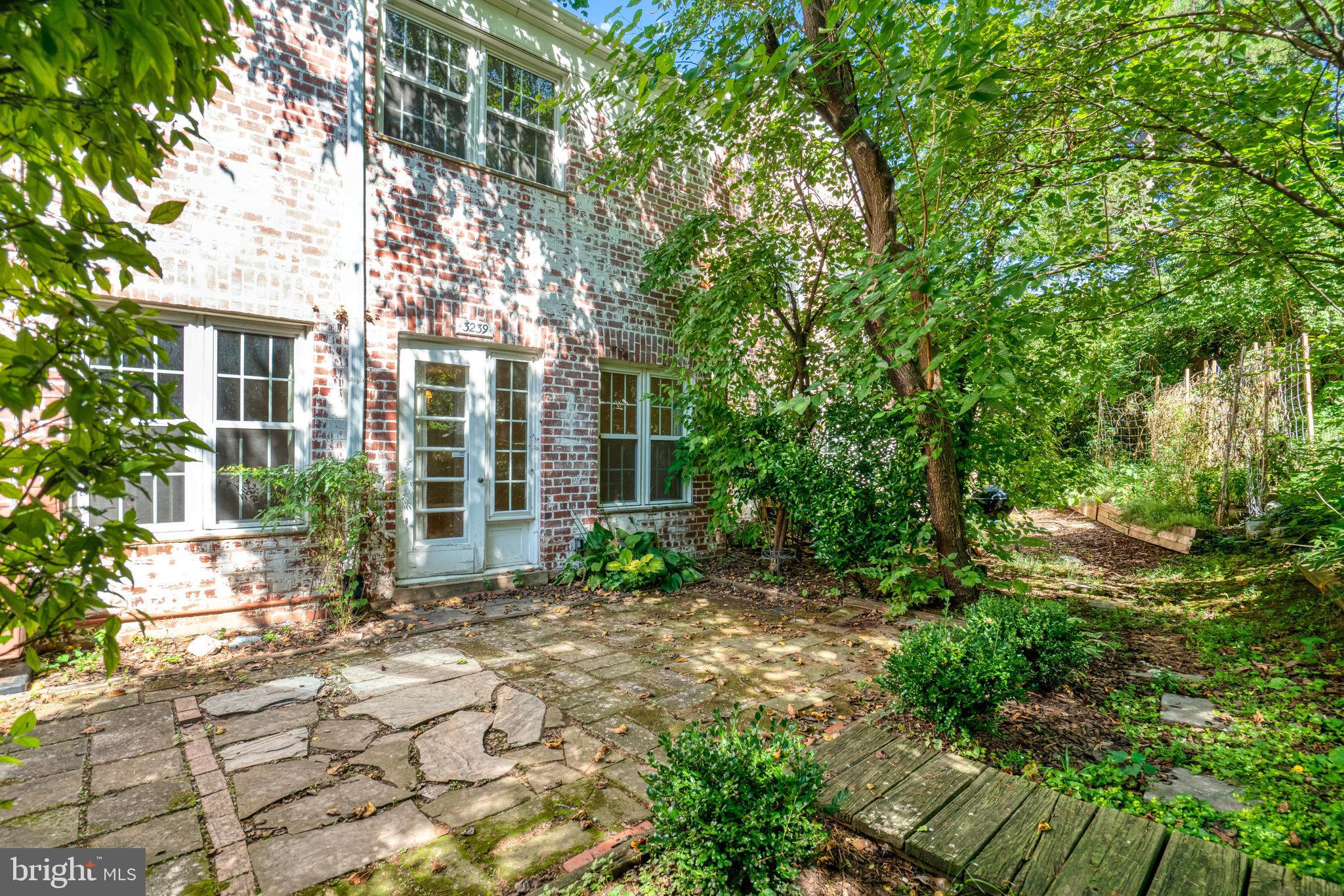 3239 GUNSTON ROAD