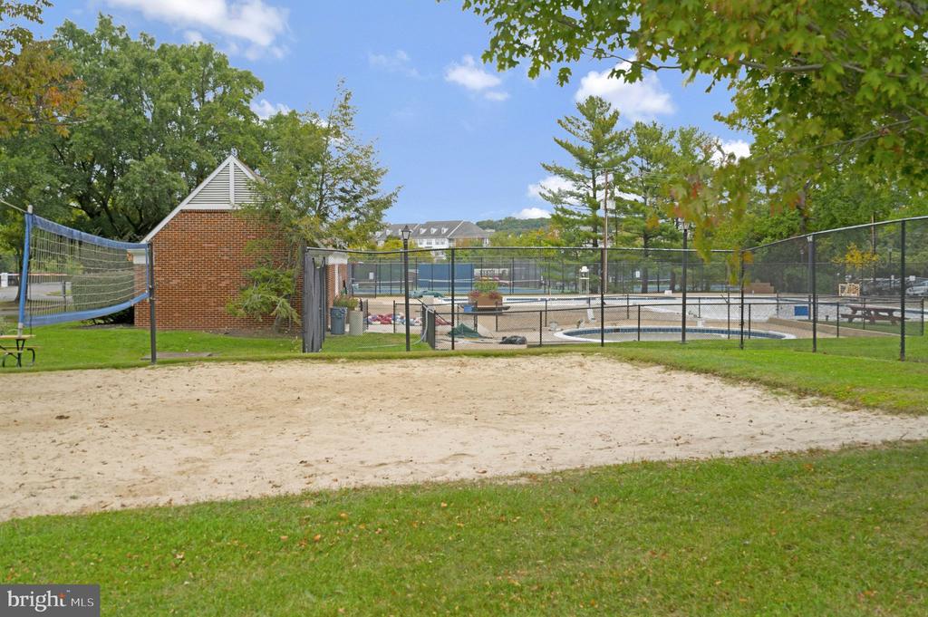 3239 GUNSTON ROAD
