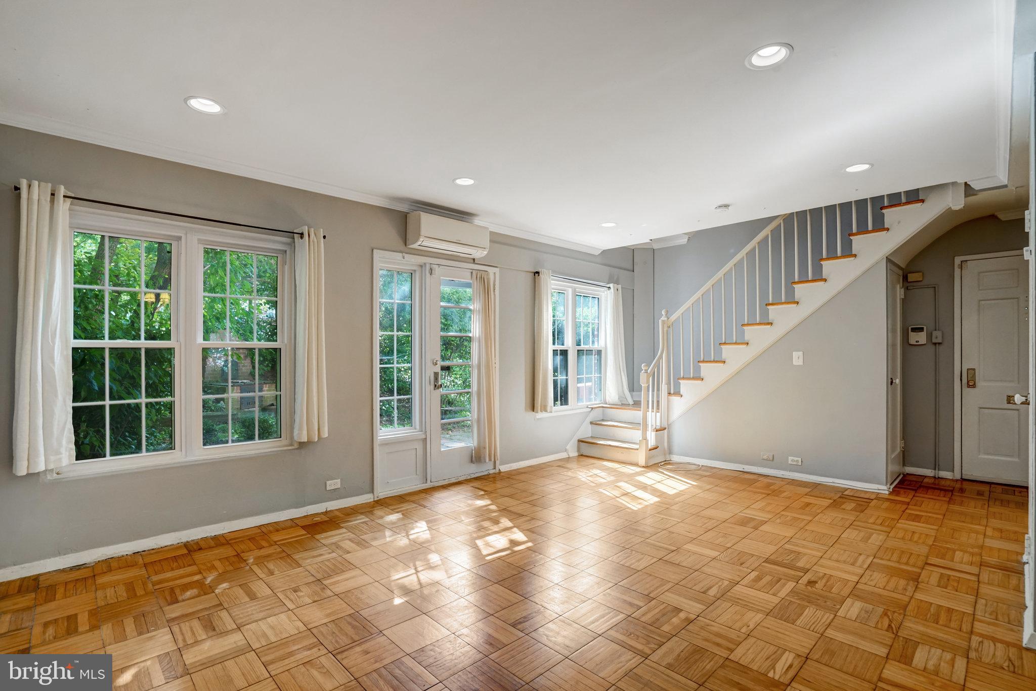 3239 GUNSTON ROAD