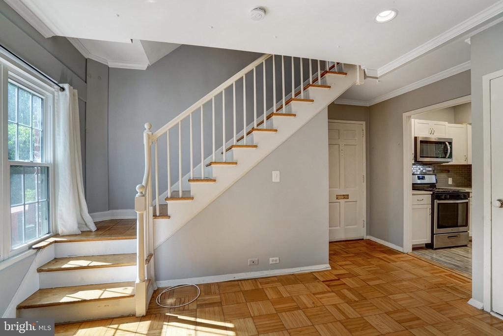 3239 GUNSTON ROAD