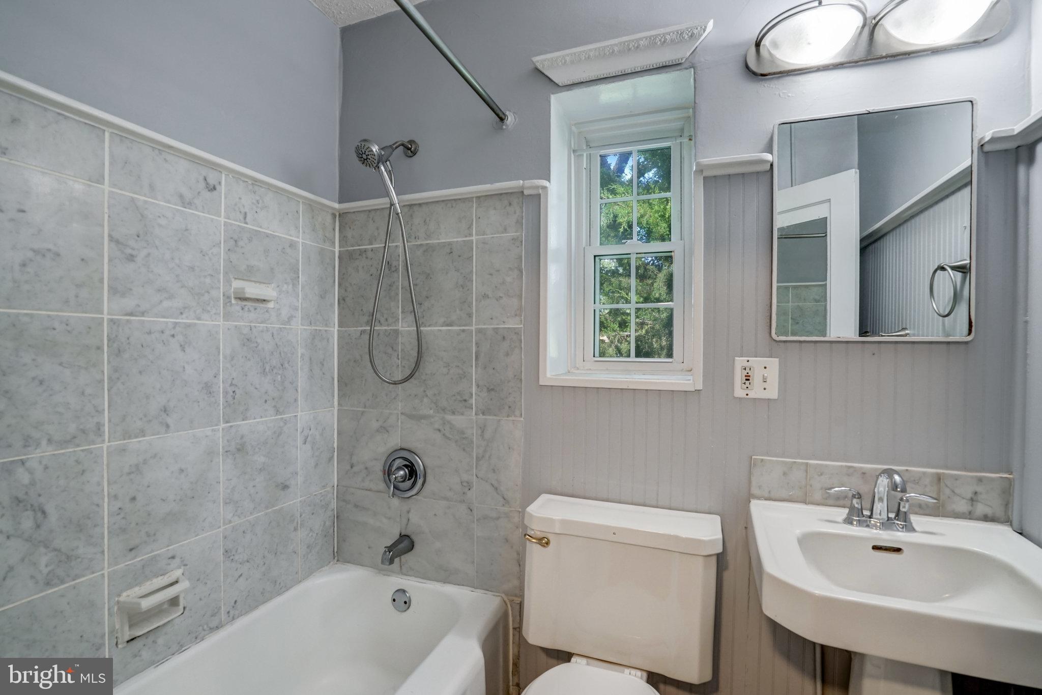 3239 GUNSTON ROAD