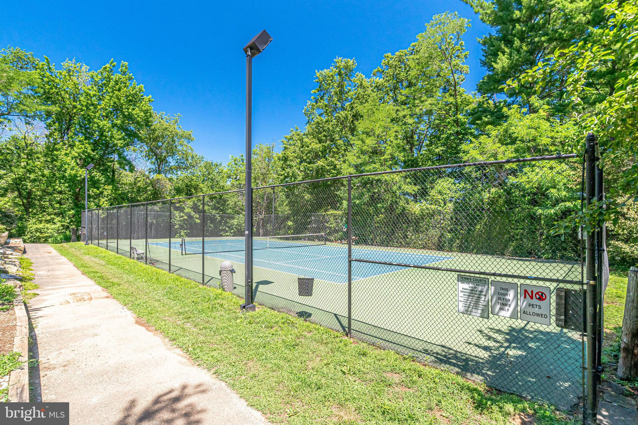 3239 GUNSTON ROAD