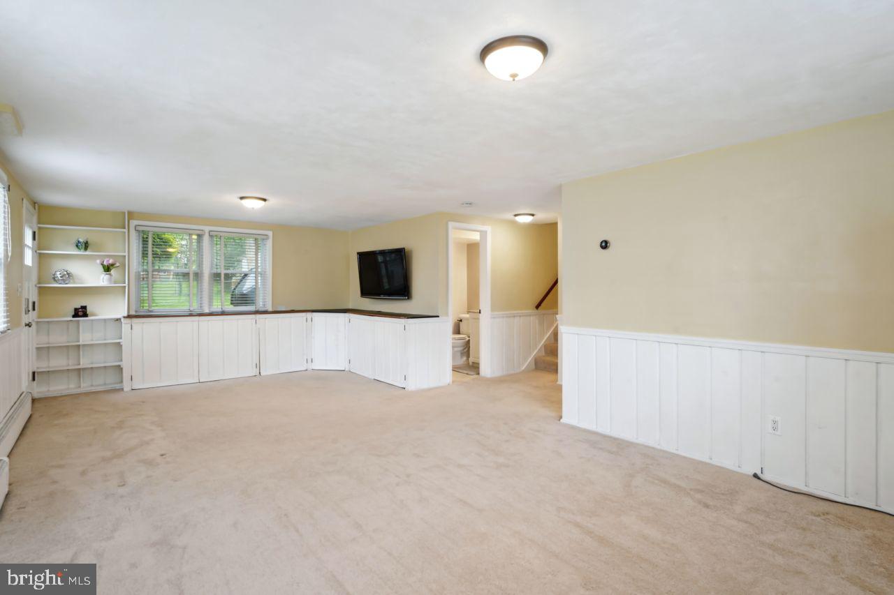 4201 Sideburn Rd