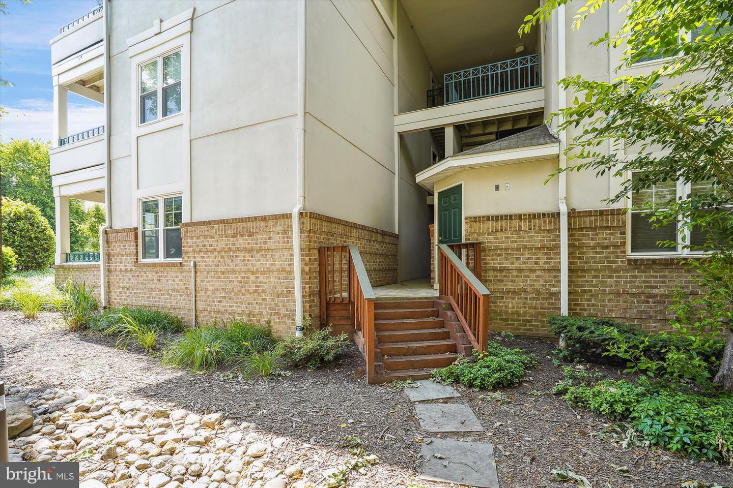 12000 TALIESIN Unit: 13