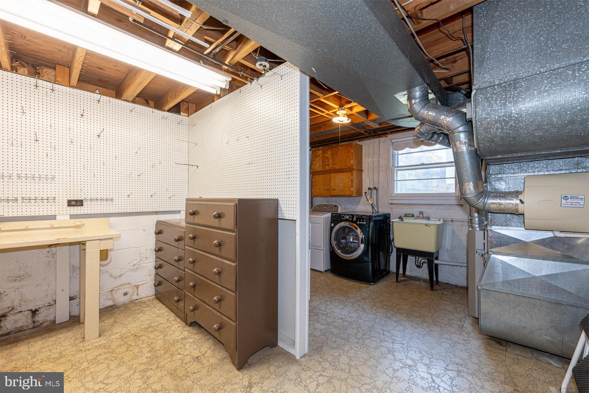 107 Patrick STREET SE