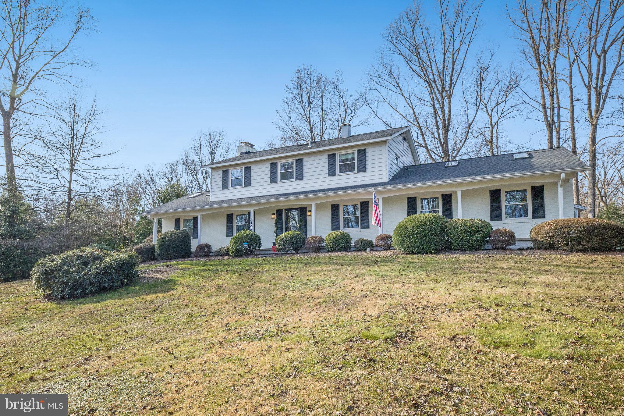 2100 Post ROAD