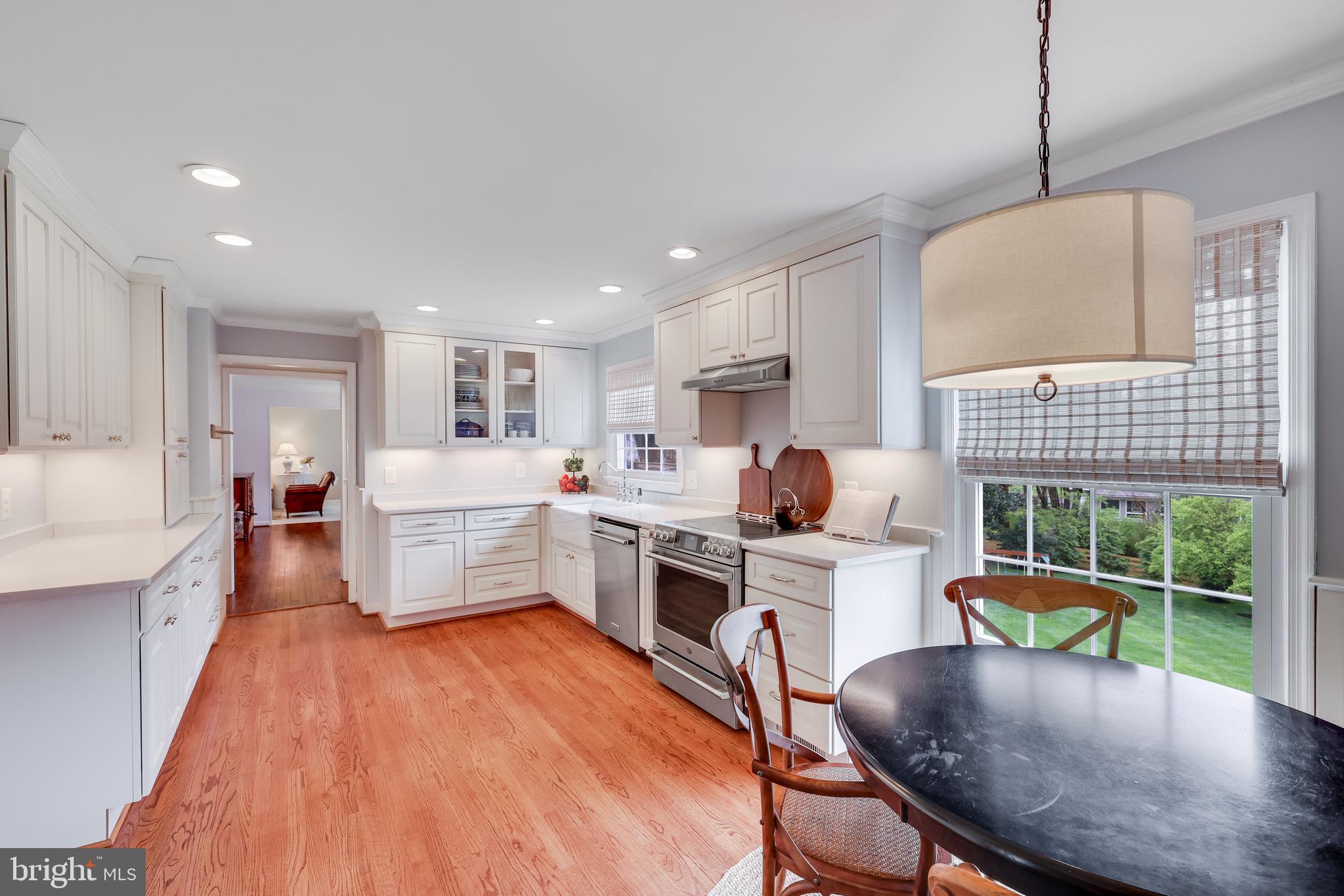 3002 Heritage Farm Ct