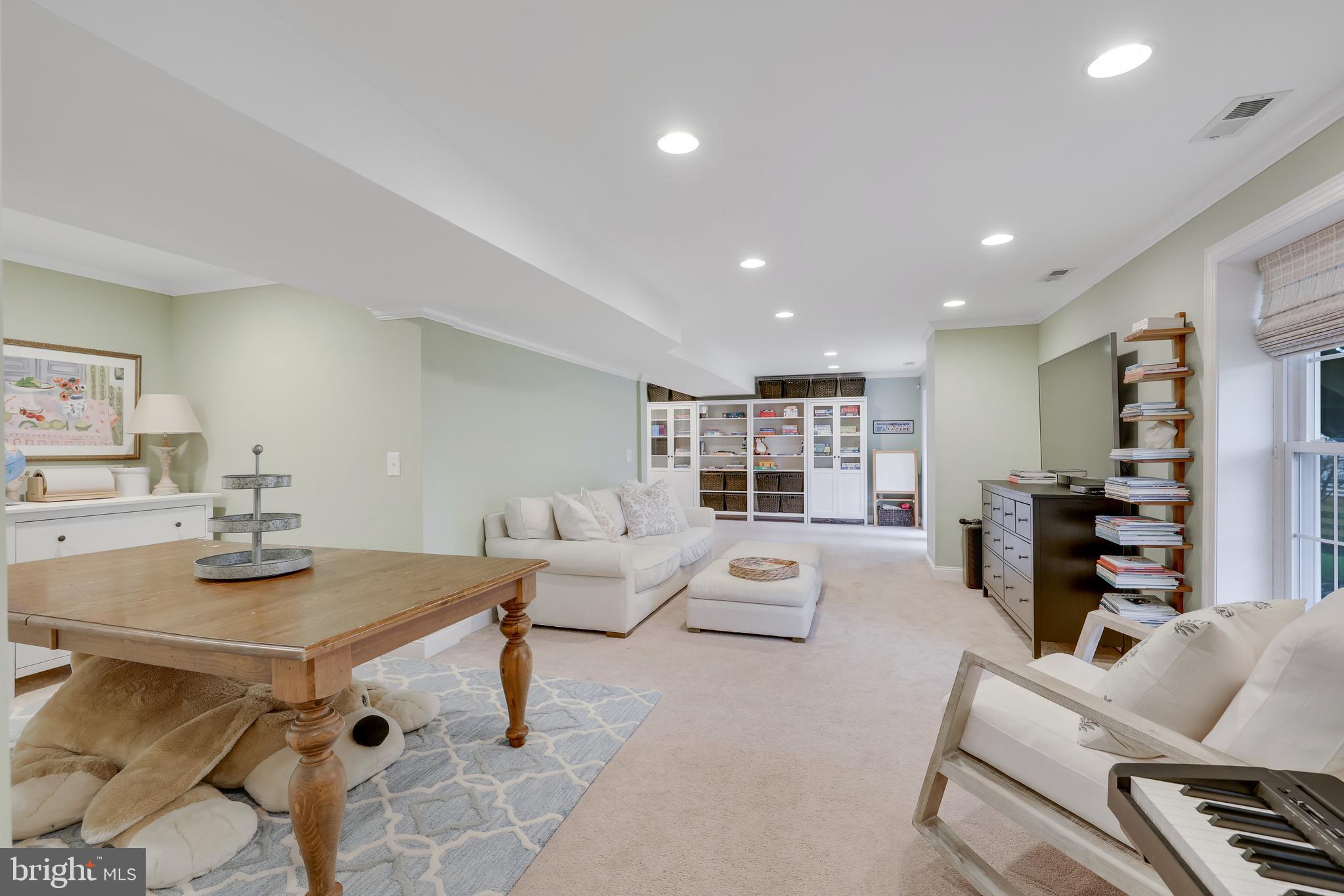 3002 Heritage Farm Ct