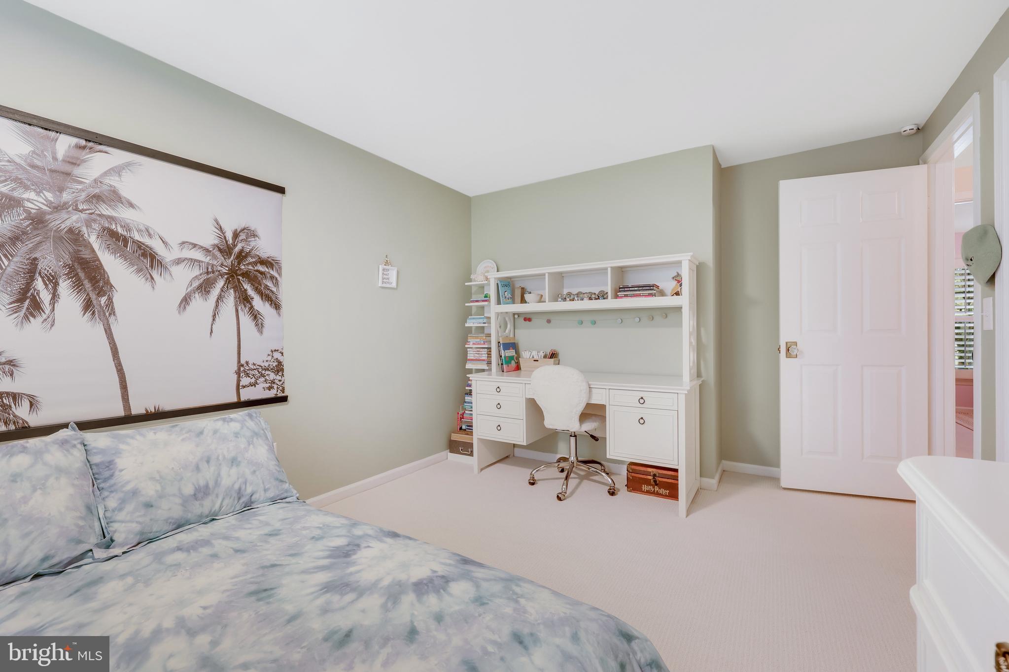 3002 Heritage Farm Ct
