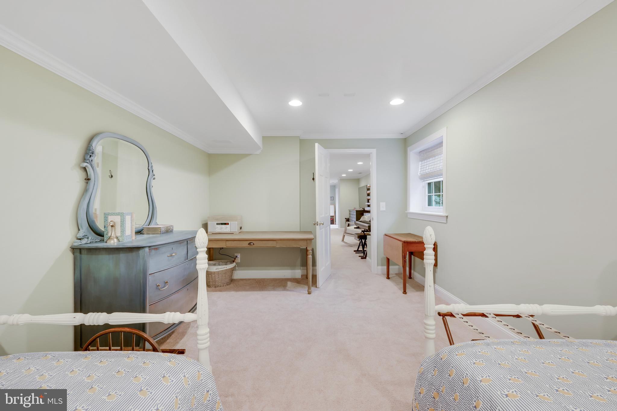 3002 Heritage Farm Ct