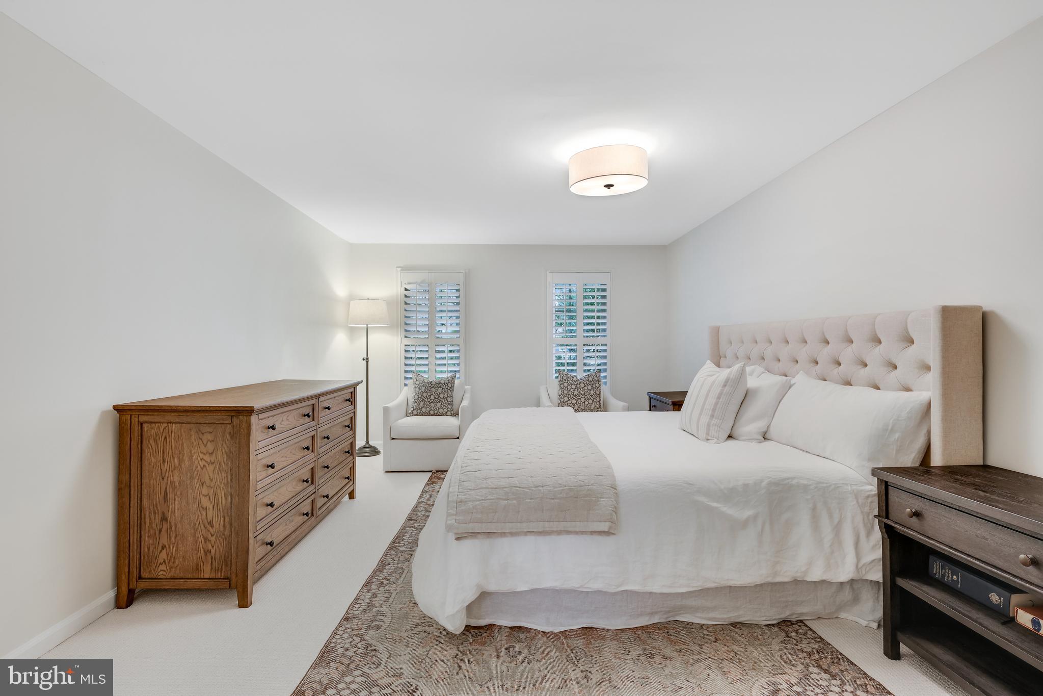 3002 Heritage Farm Ct
