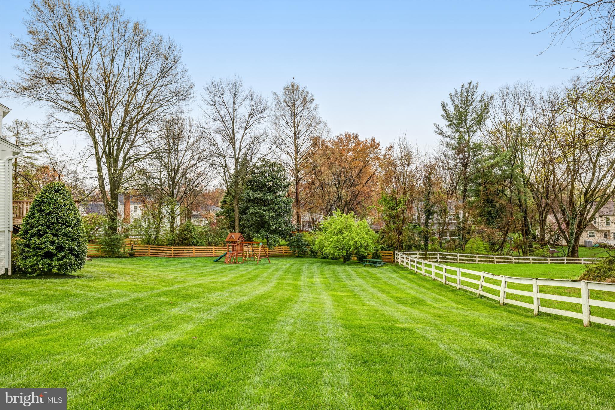 3002 Heritage Farm Ct