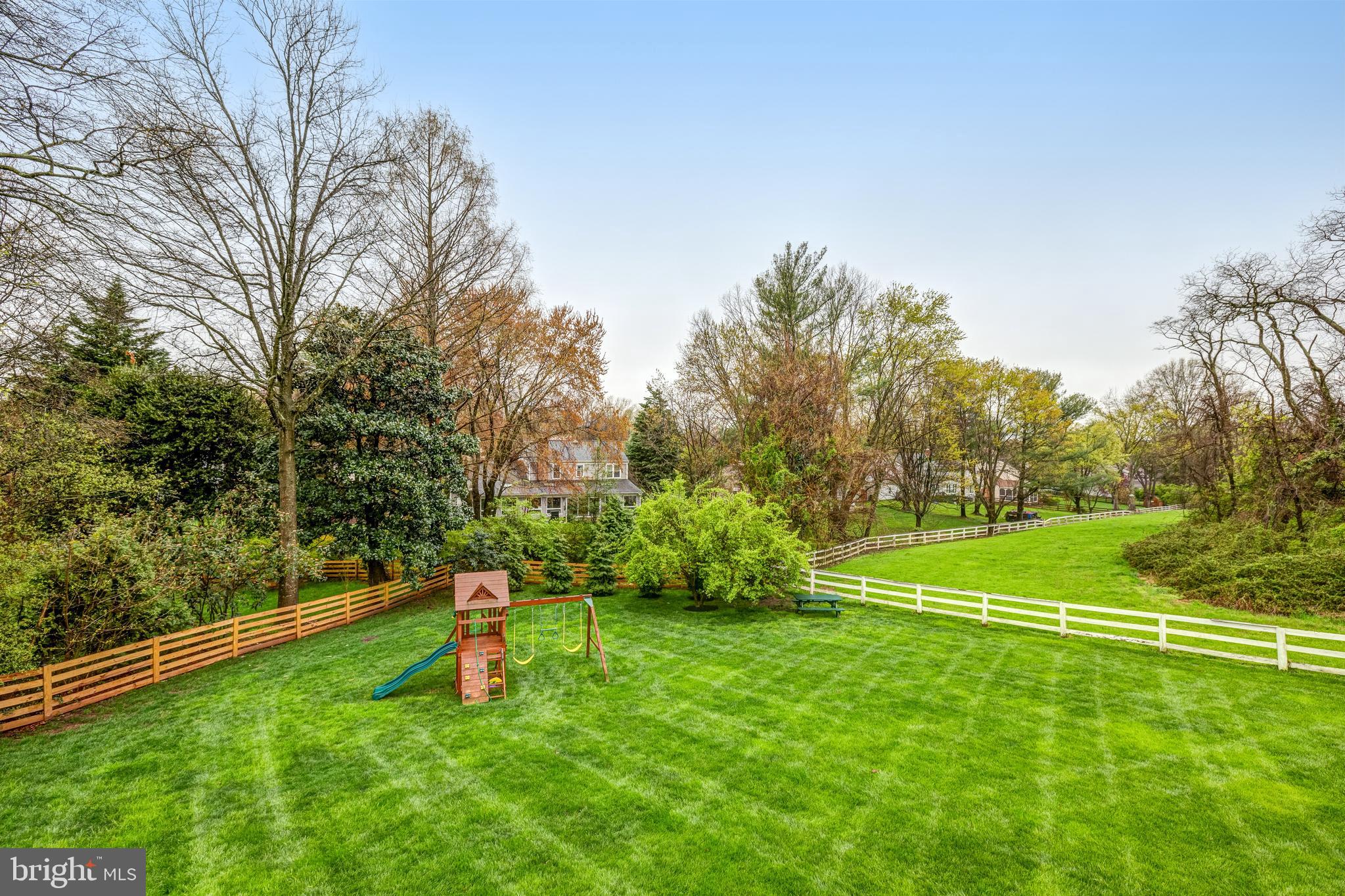 3002 Heritage Farm Ct