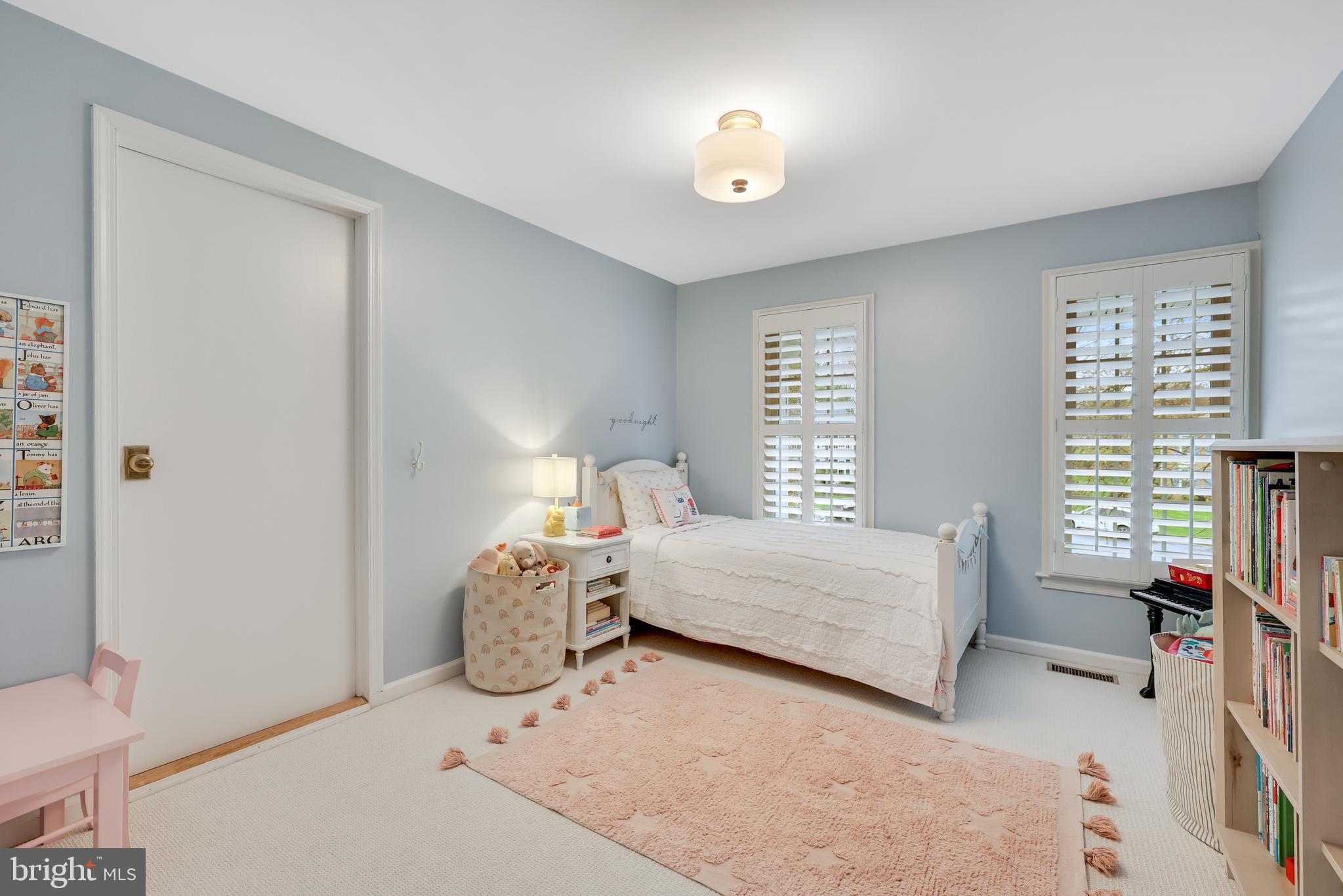 3002 Heritage Farm Ct
