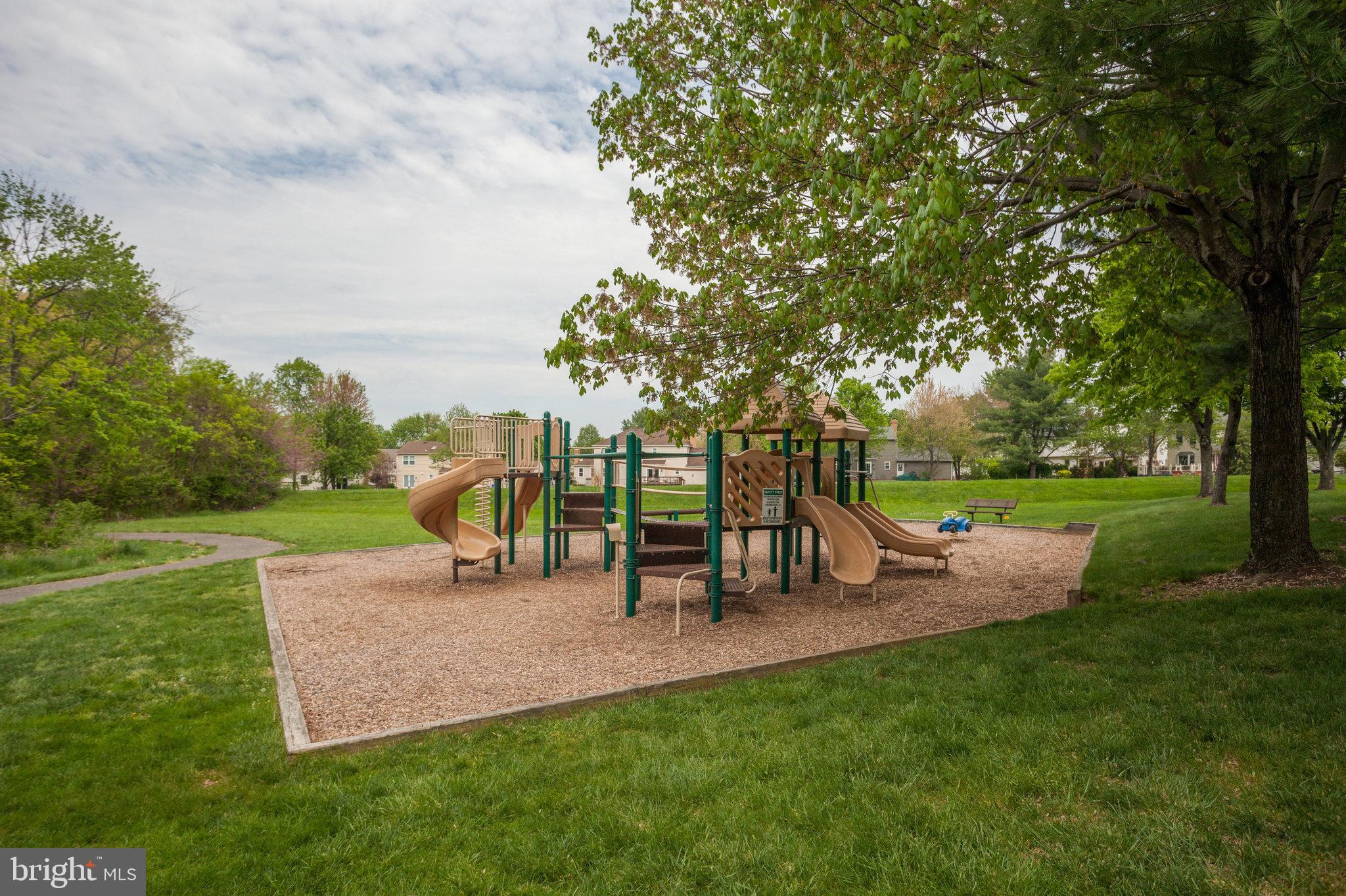 3002 Heritage Farm Ct