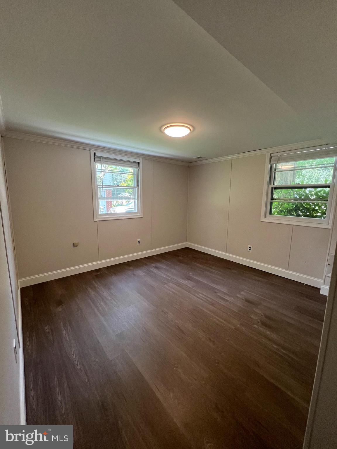 107 PATRICK ST SE