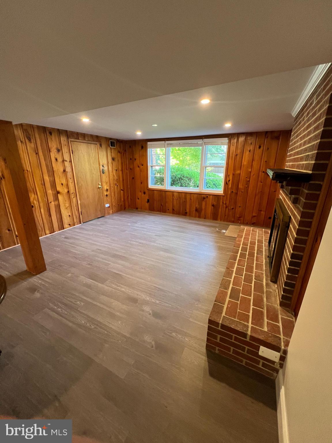107 PATRICK ST SE