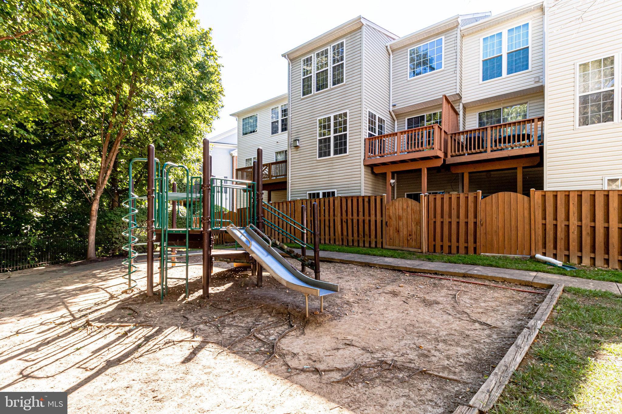 9330 BRANCH SIDE LN