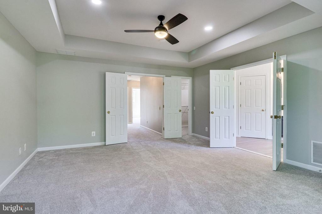 9330 BRANCH SIDE LN