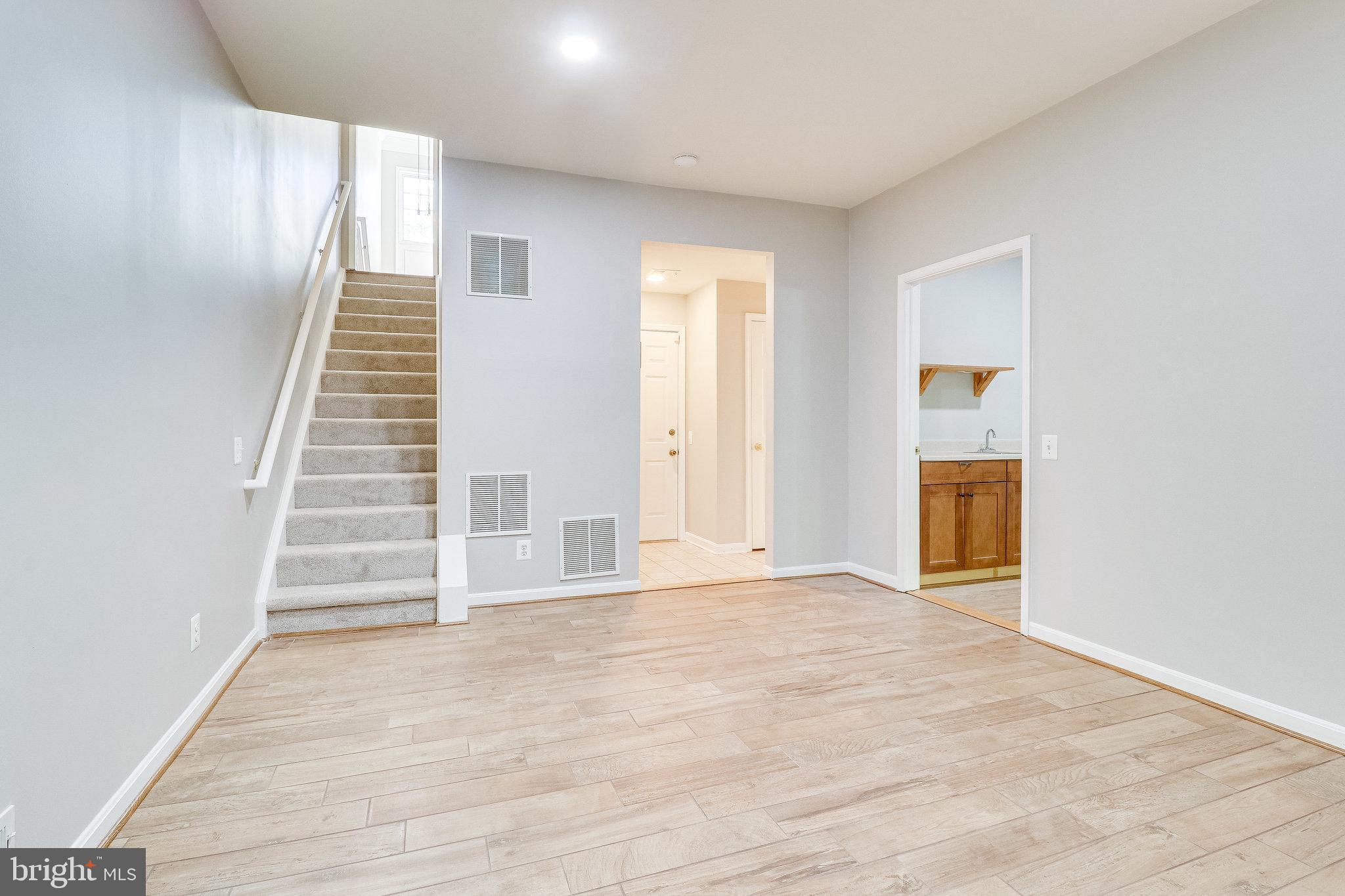 9330 BRANCH SIDE LN