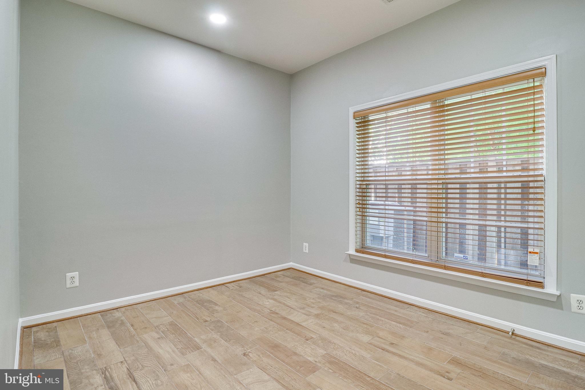 9330 BRANCH SIDE LN
