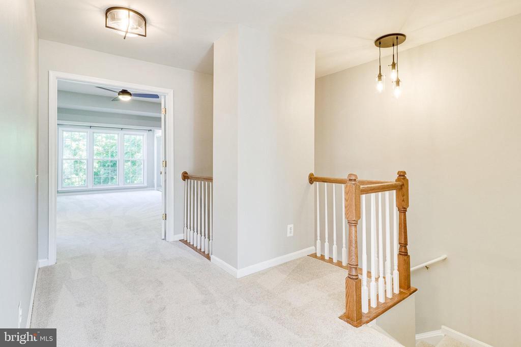 9330 BRANCH SIDE LN