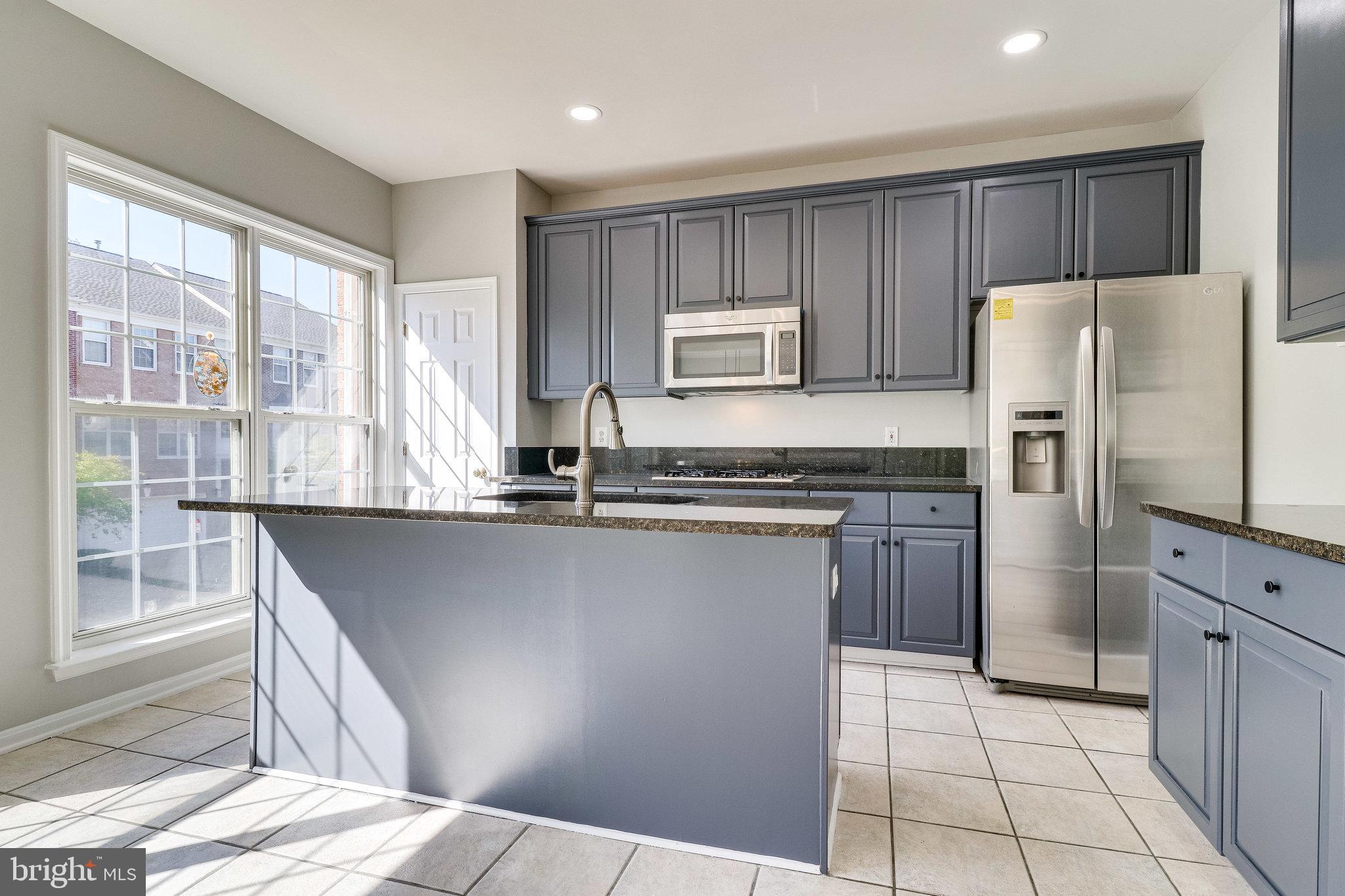 9330 BRANCH SIDE LN