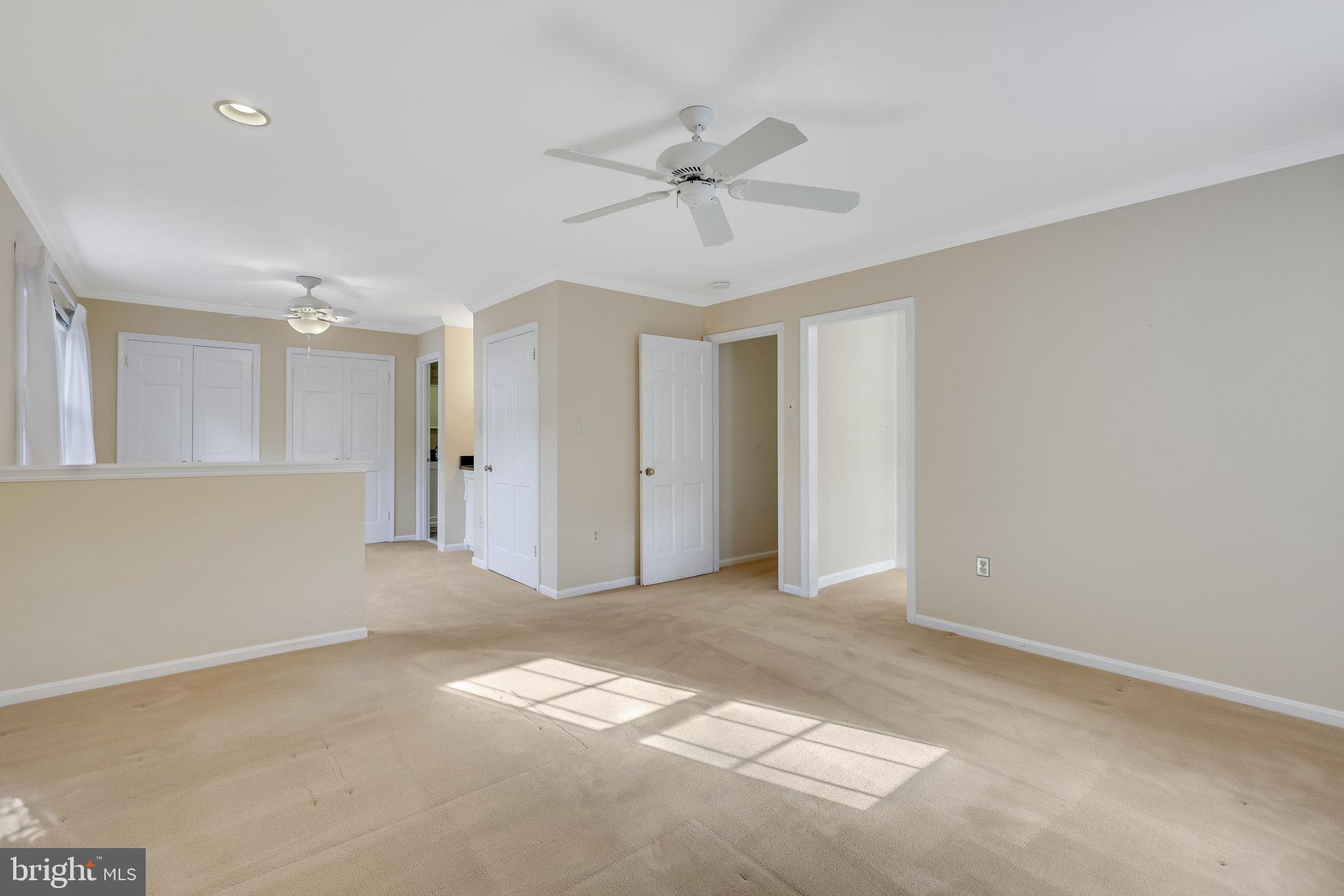 3239 Betsy Ln