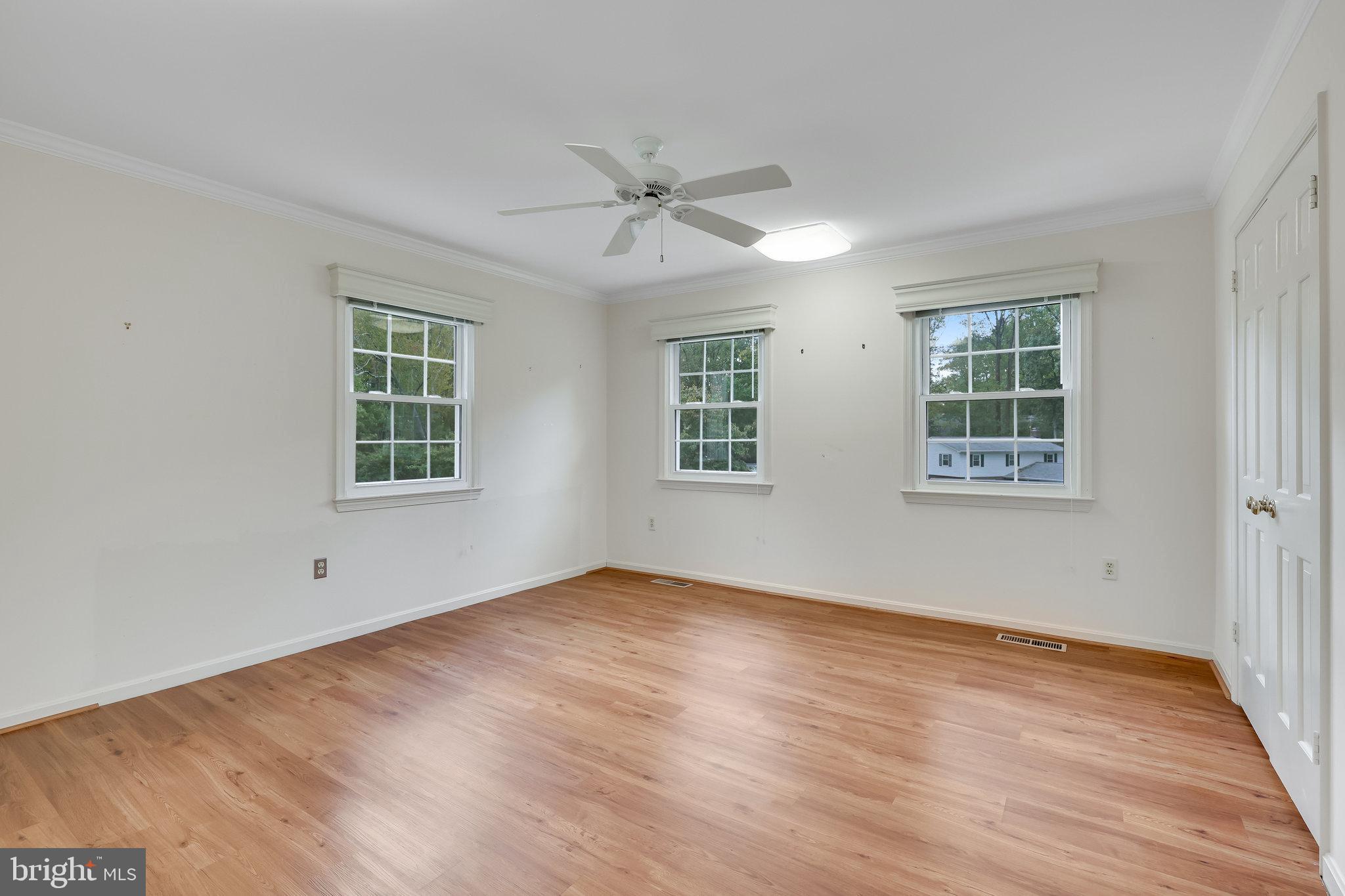 3239 Betsy Ln