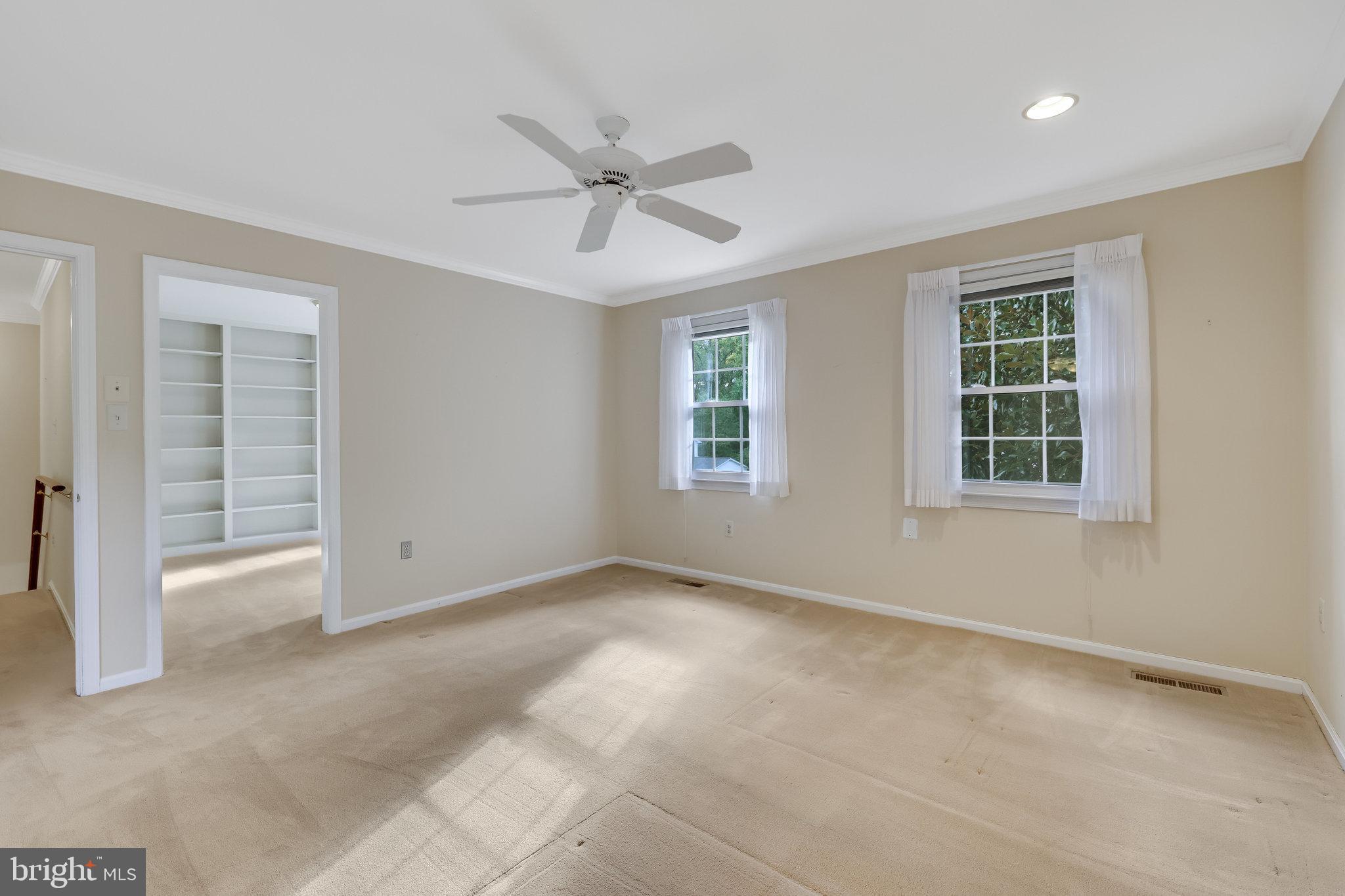 3239 Betsy Ln