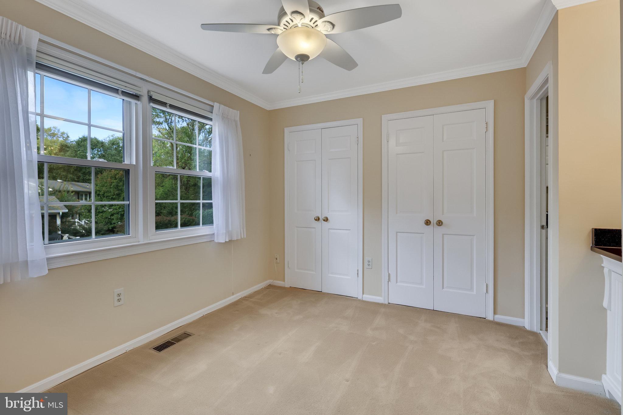 3239 Betsy Ln
