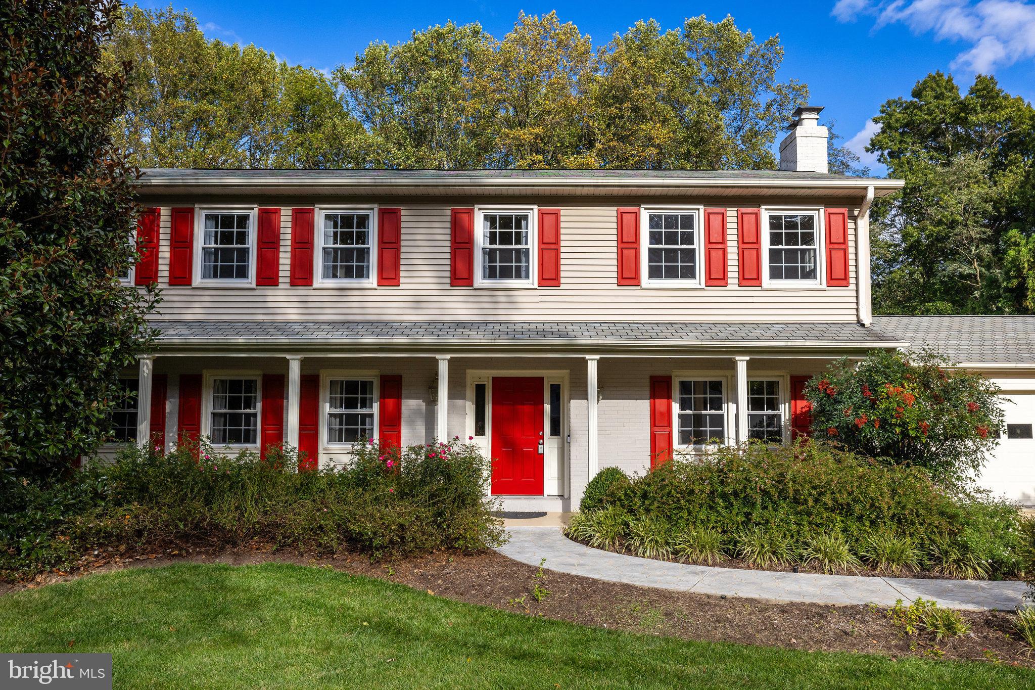 3239 Betsy Ln