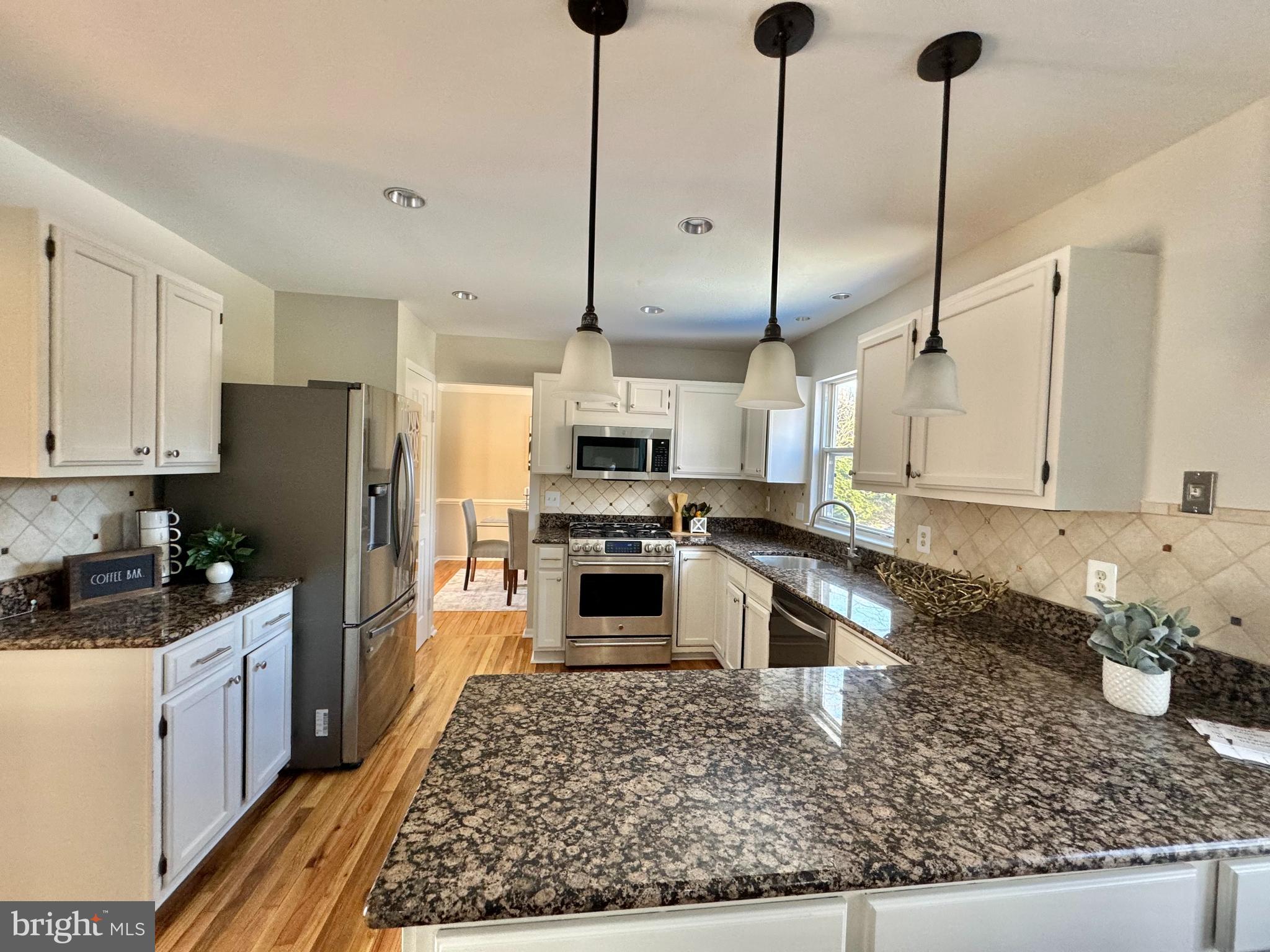 12816 New Parkland Dr