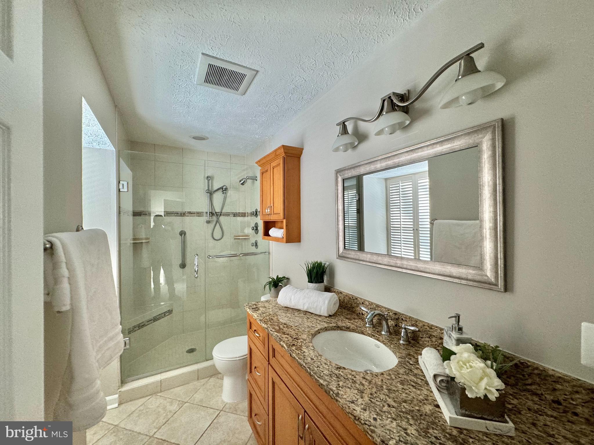 12816 New Parkland Dr