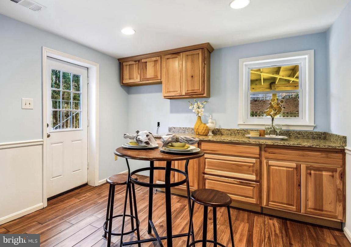 2255 TEEL DR
