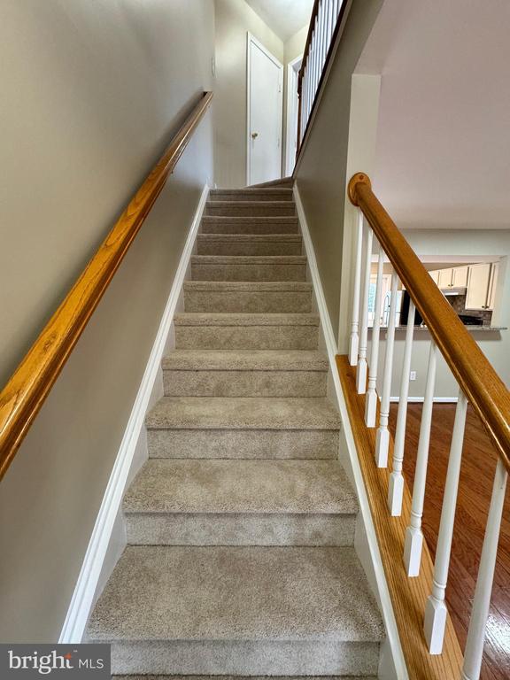 8074 SEBON DR