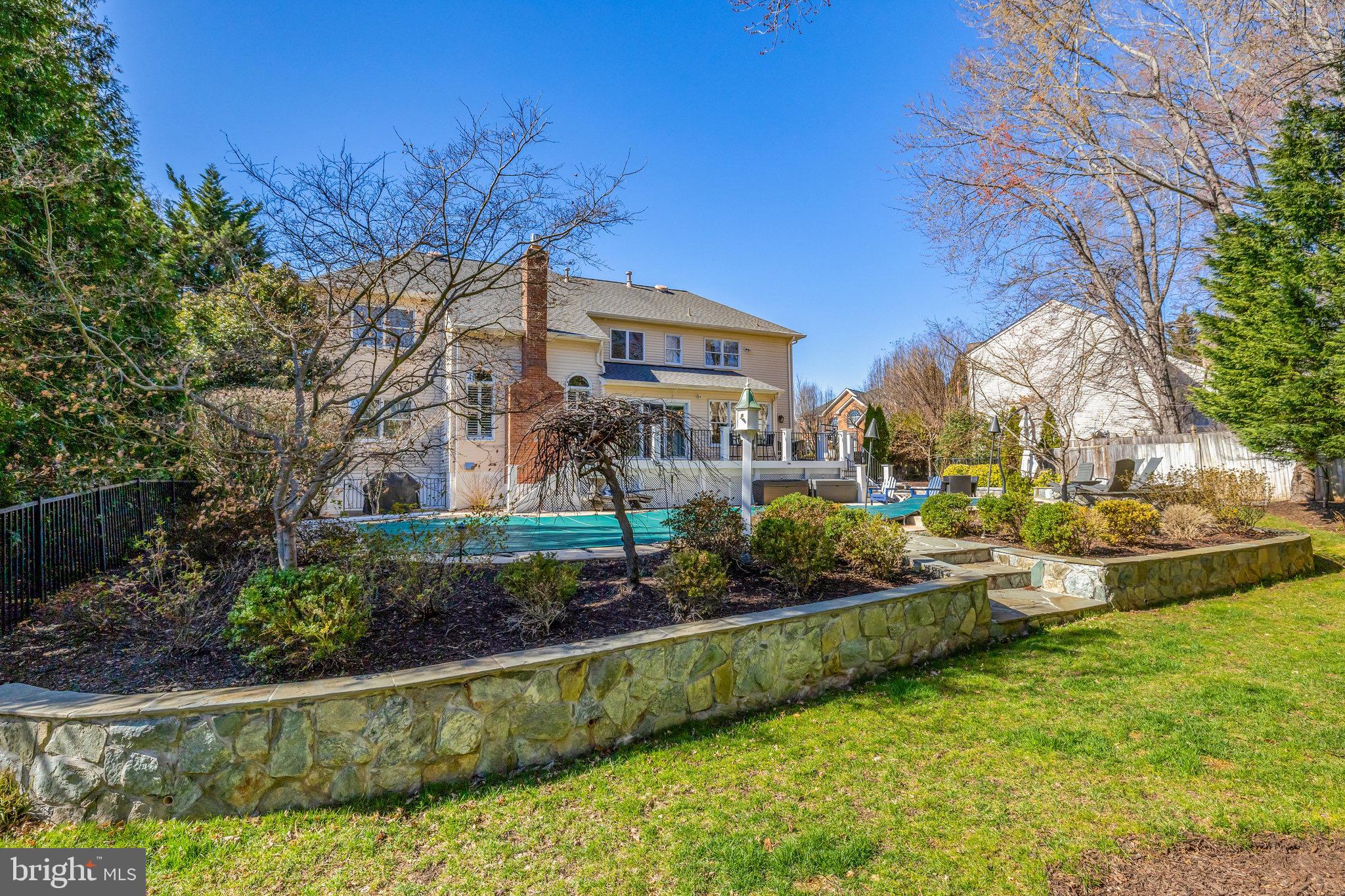 12706 Autumn Crest Dr