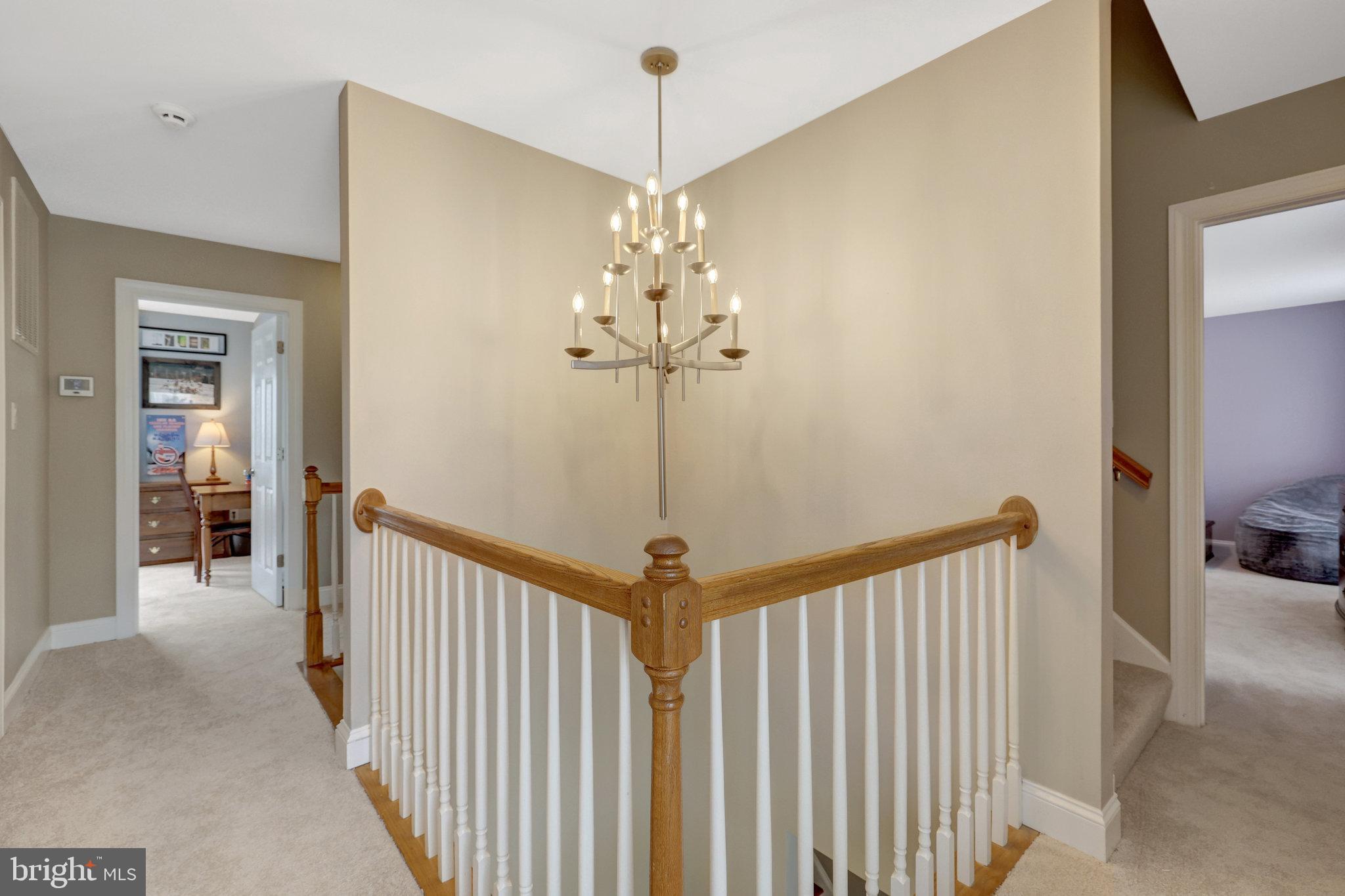 546 Malcolm Rd NW