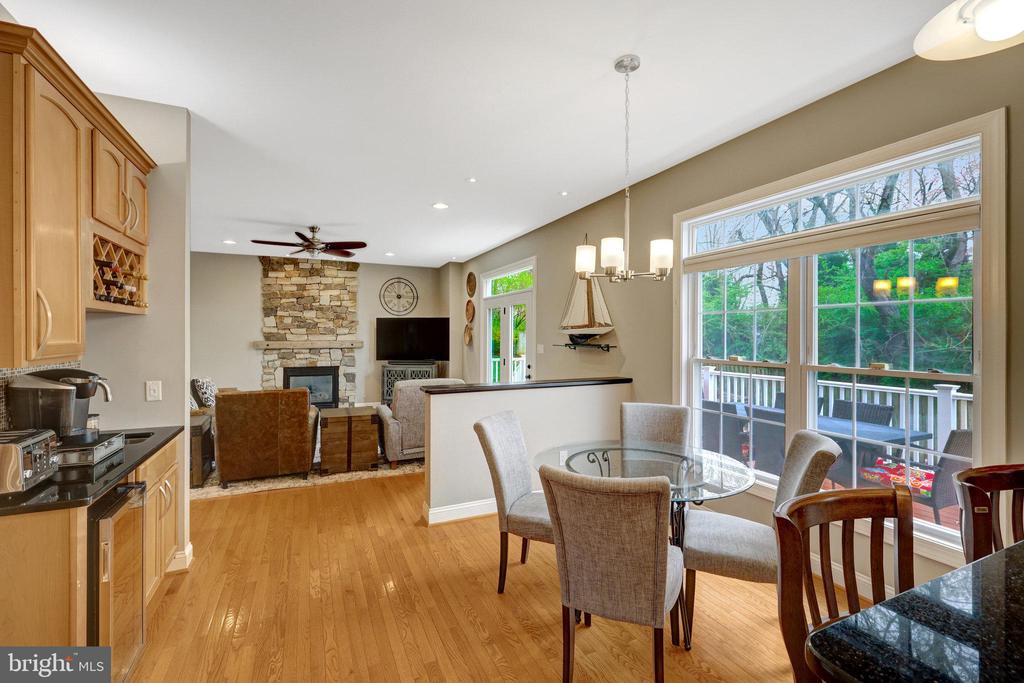 546 Malcolm Rd NW