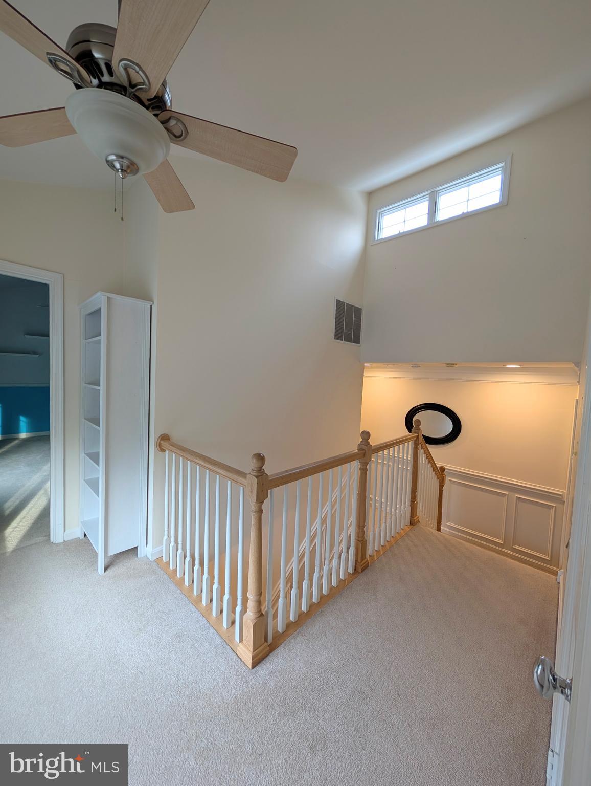 11901 PARADISE LN