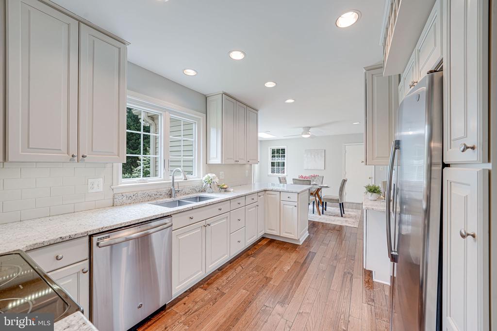 9808 Kohoutek Ct