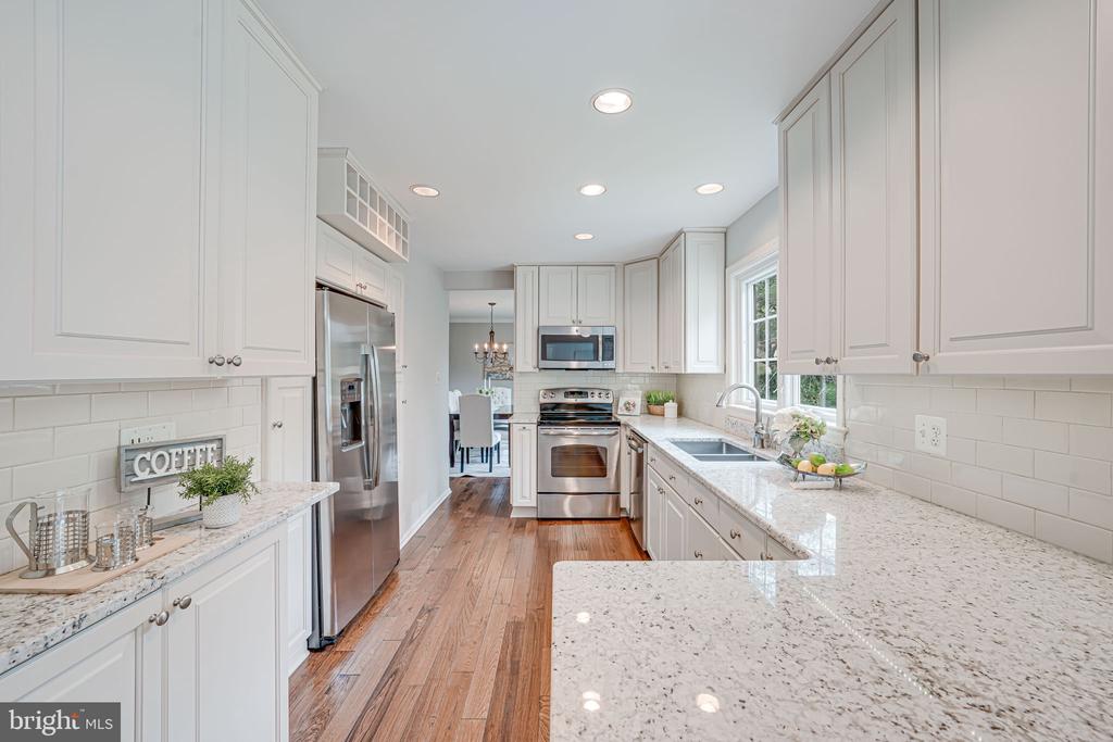 9808 Kohoutek Ct
