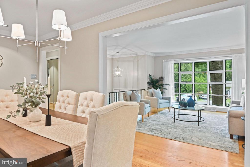503 Colony Ct NW