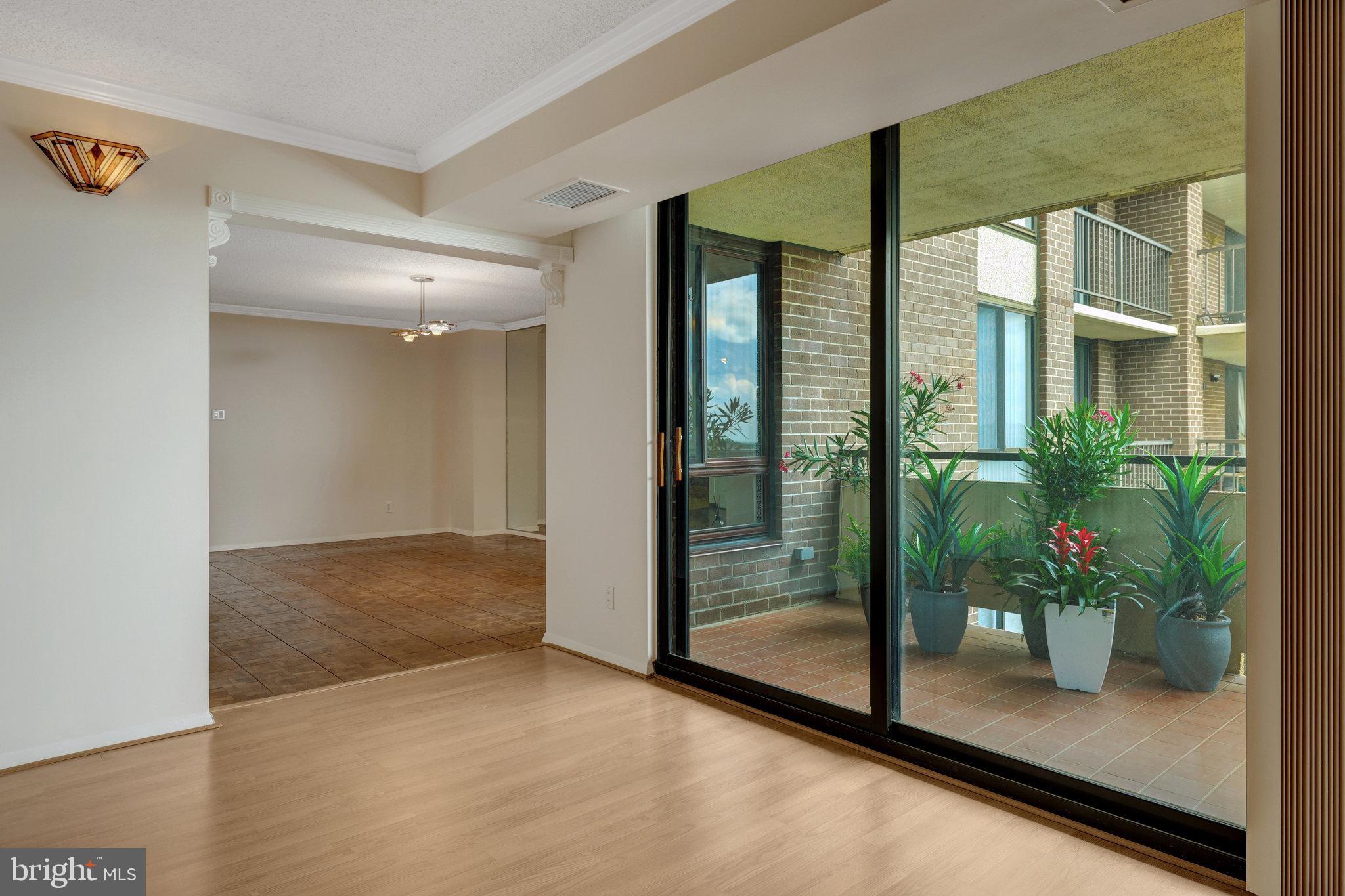 1800 Old Meadow Rd #1610