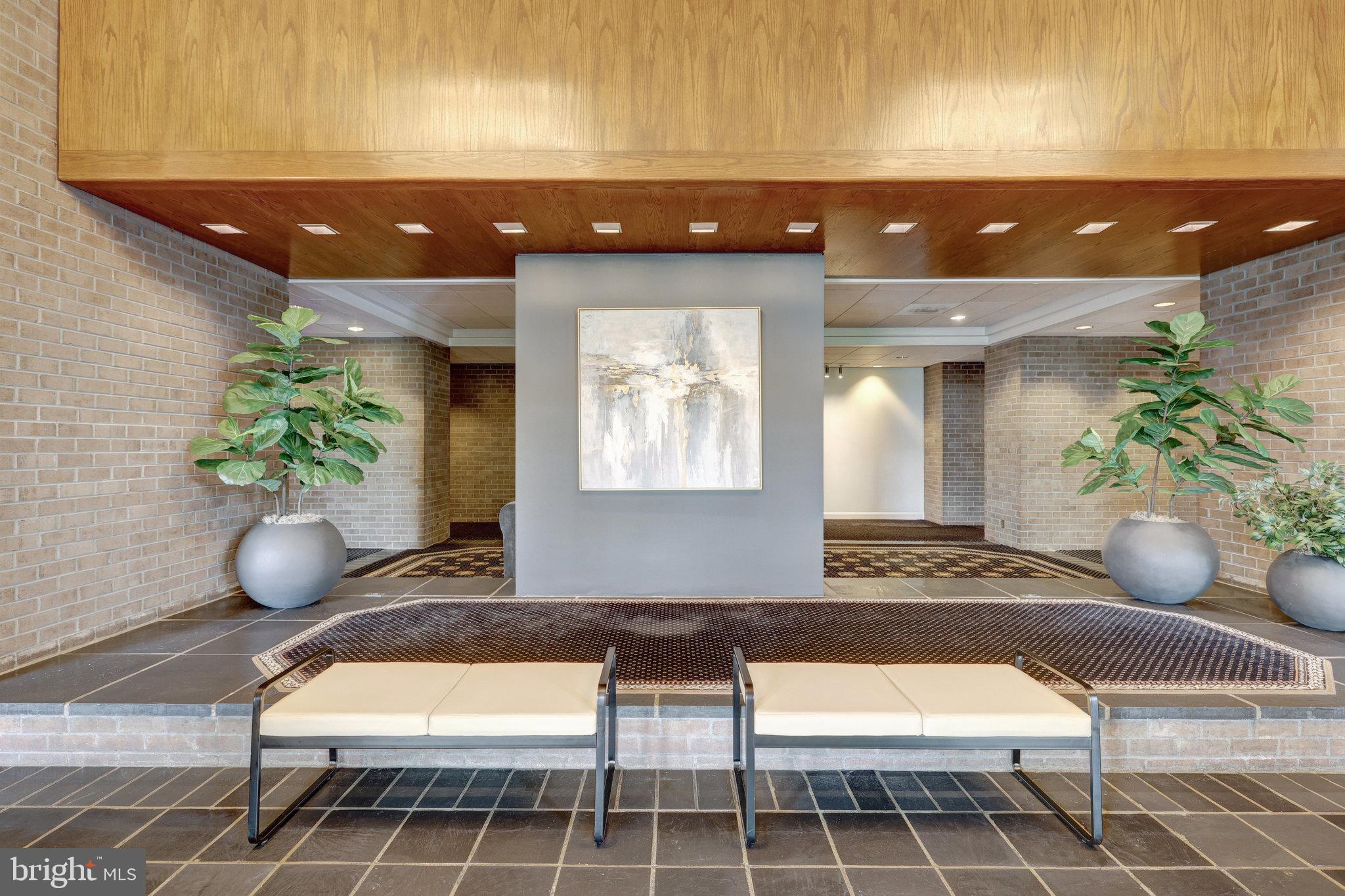 1800 Old Meadow Rd #1610