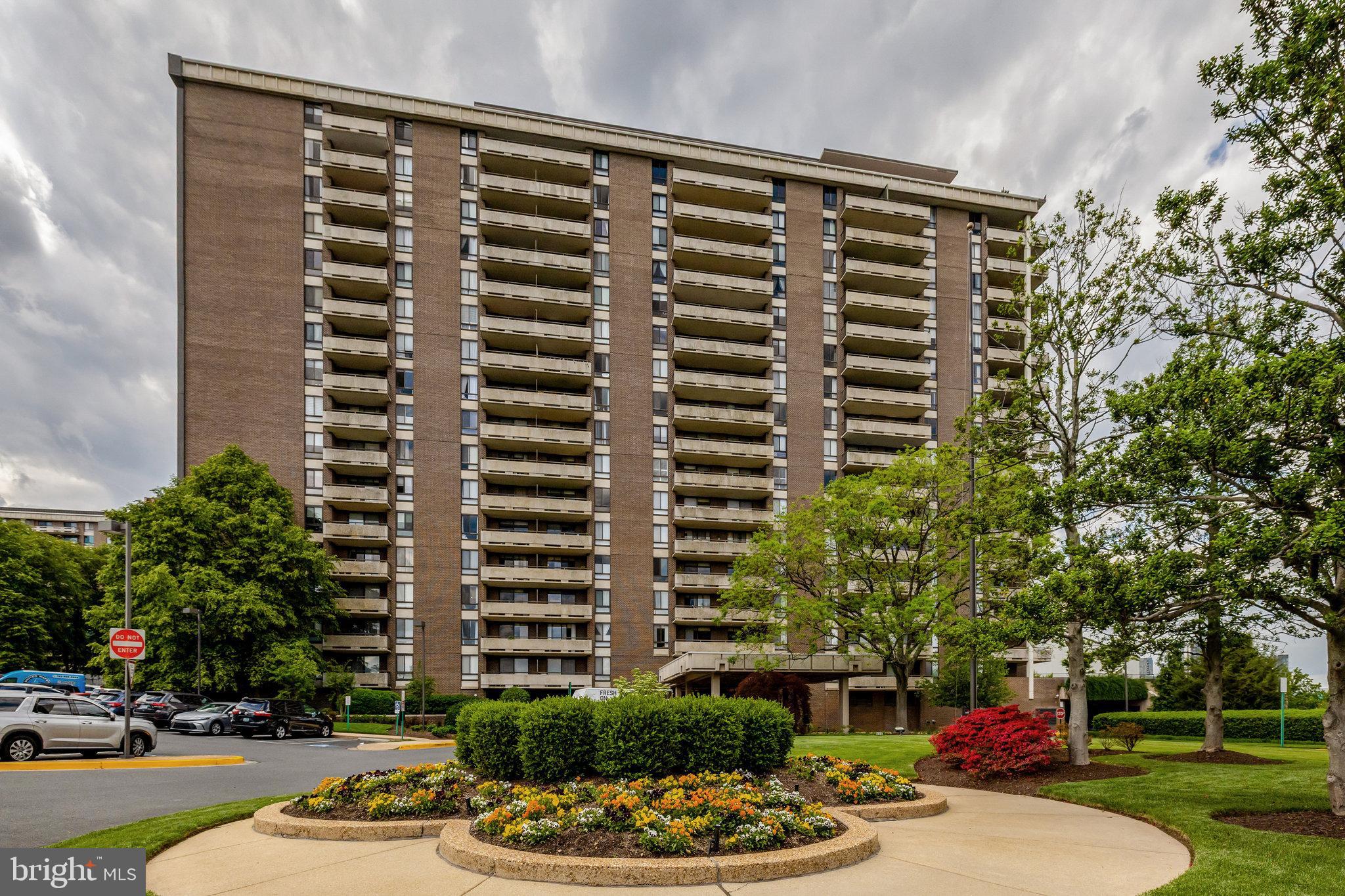 1800 Old Meadow Rd #1610