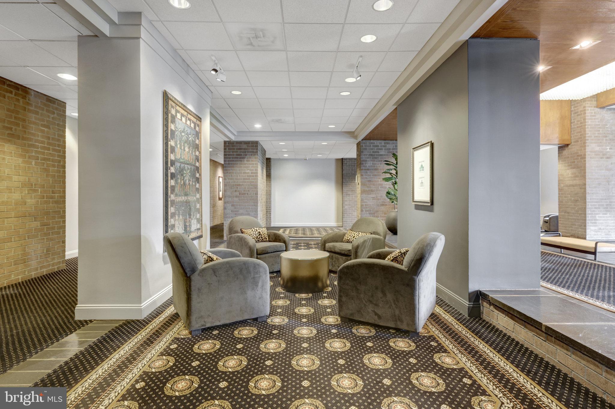 1800 Old Meadow Rd #1610