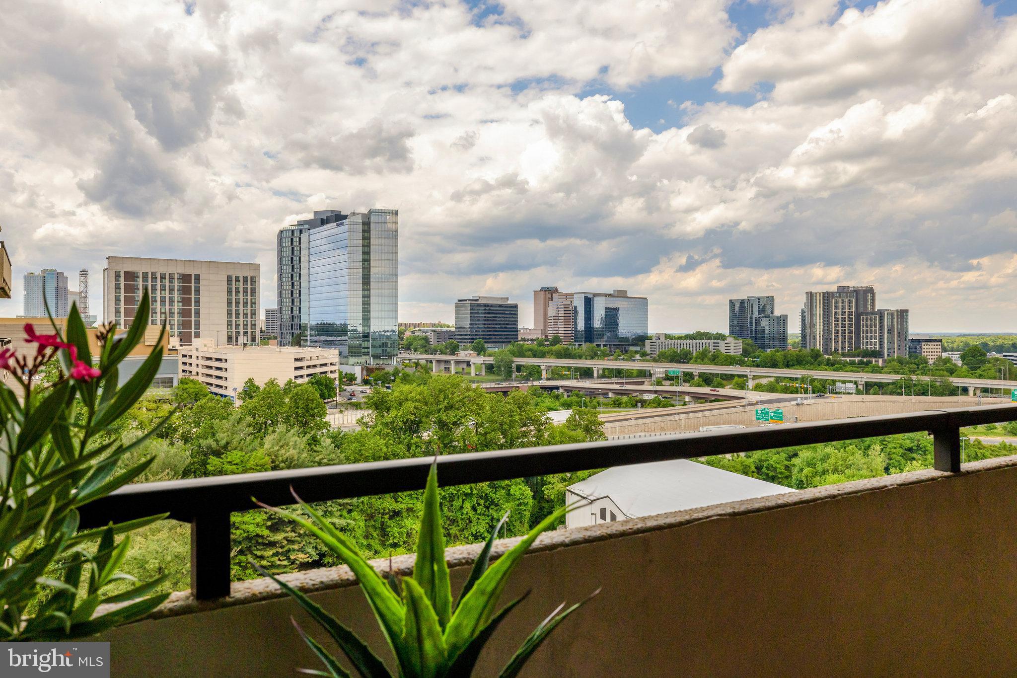 1800 Old Meadow Rd #1610